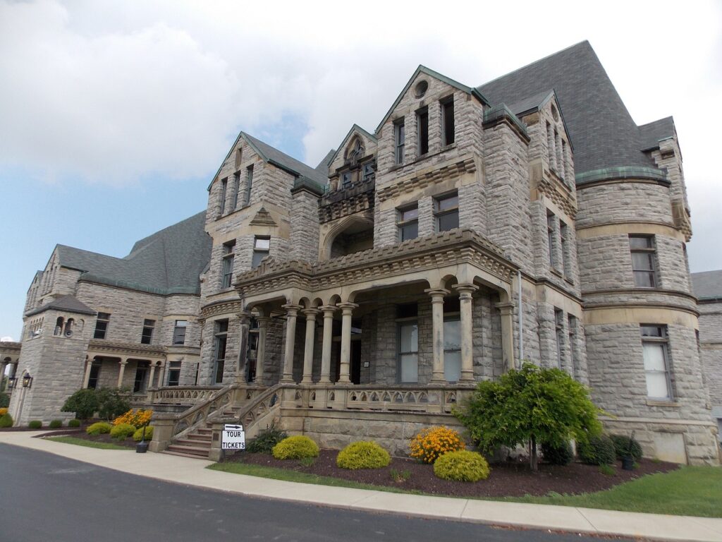 Famous Filming Locations: THE SHAWSHANK REDEMPTION — MANSFIELD, OHIO, USA