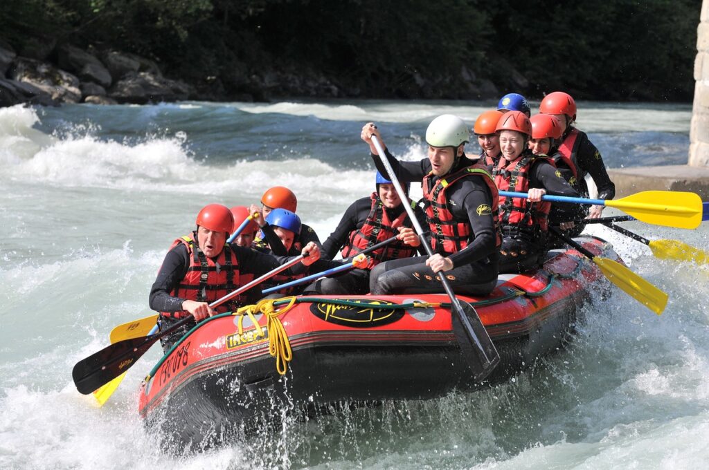 Destinations For Thrill-Seekers ZAMBEZI RIVER IN ZIMBABWE — WHITE WATER RAFTING