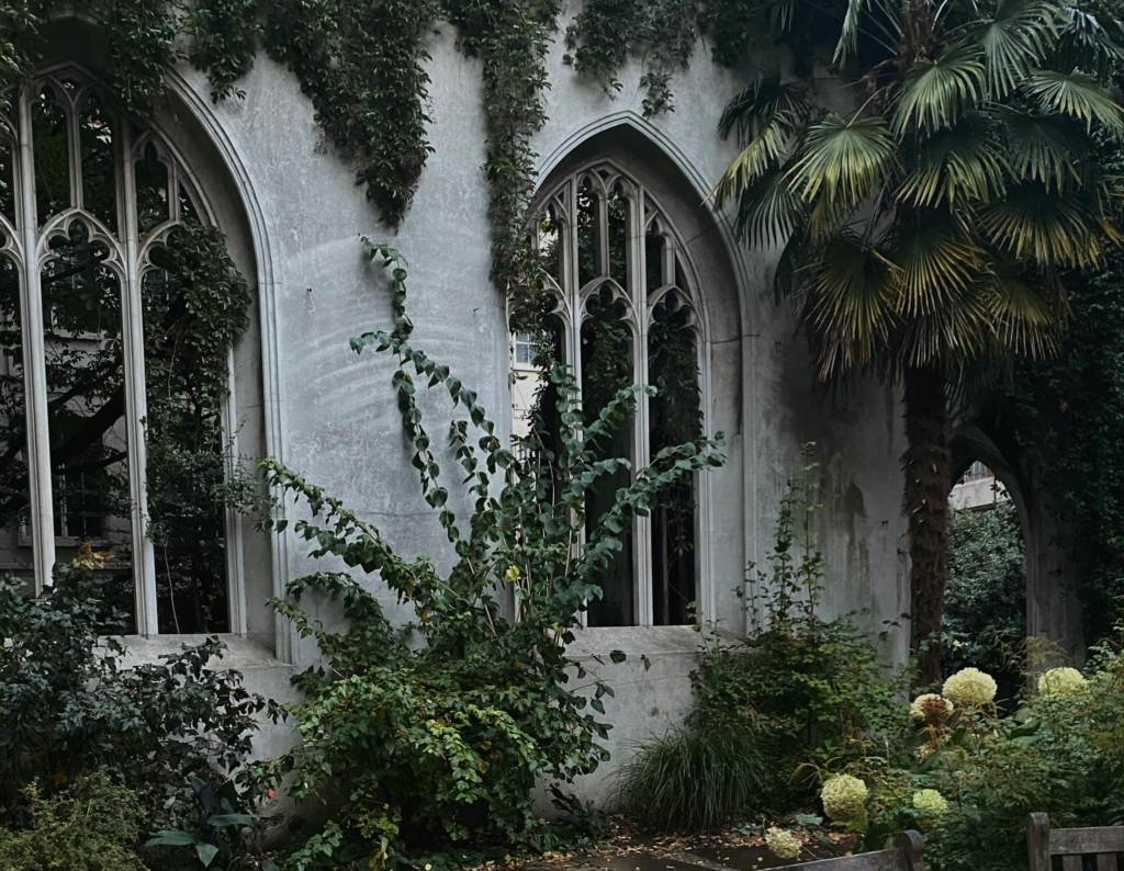 St Dunstan-in-the-East is one of London's hidden gems that tourists can visit for free