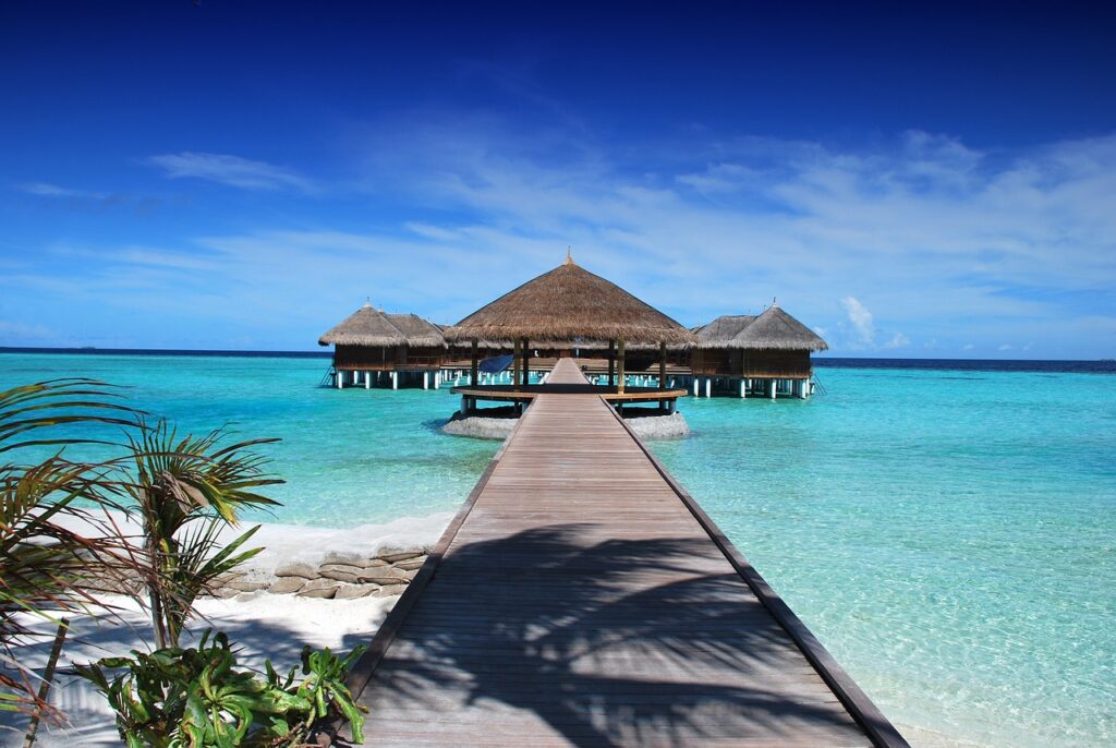 Afternoon tea Anantara Kihavah Maldives Villas is a fragrant, floral experience