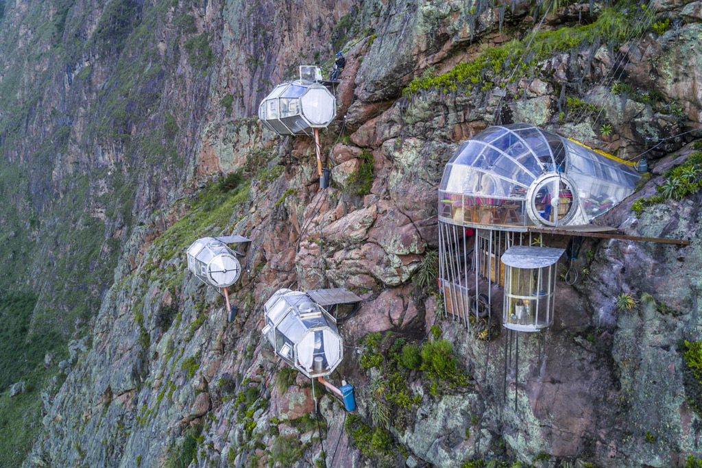 Bizarre hotel for thrill seekers Skylodge Adventure Suites — Cuzco, Perú