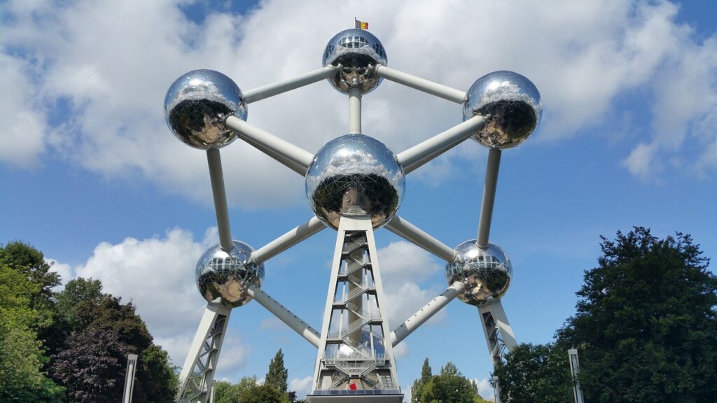 Just outside Brussels city center you will find the Mini-Europe and Atomium tourist attractions.