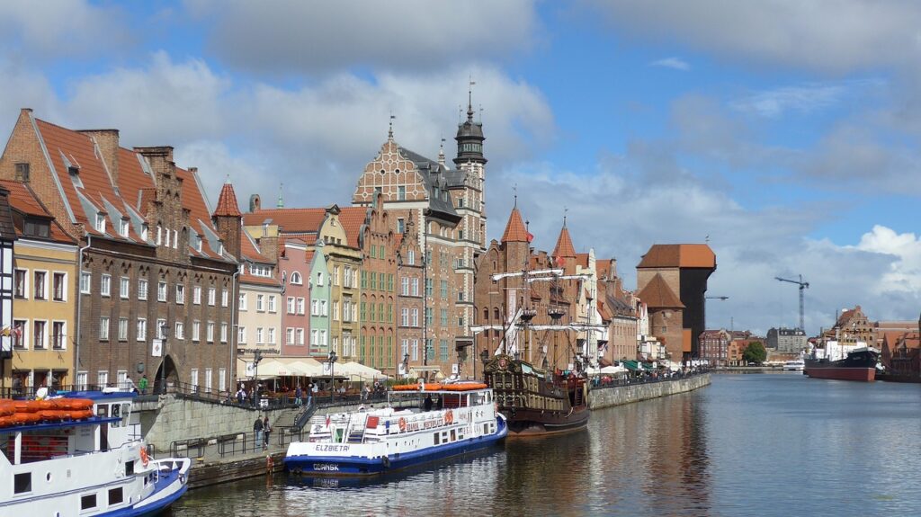 Budget-conscious travelers can explore Gdansk/Danzig by visiting museums and tourist sites on free admission days.